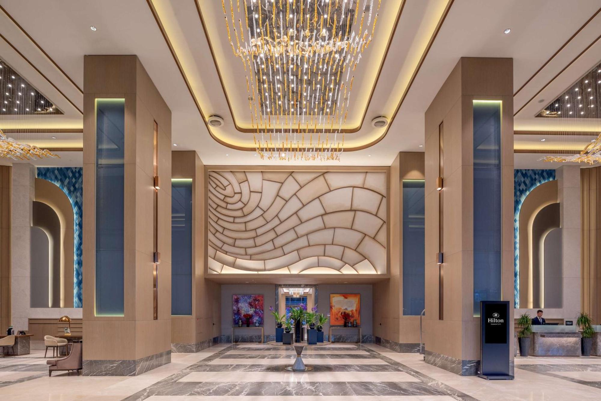 Hilton Tashkent City Eksteriør billede